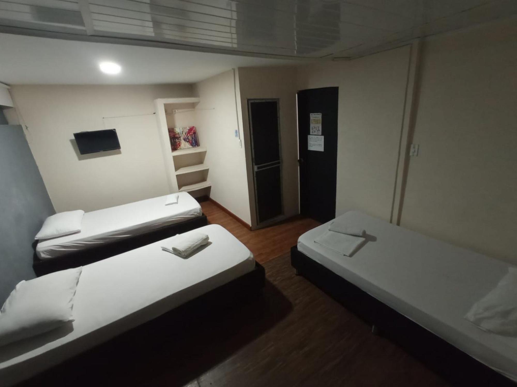 Hostal El Mohan Neiva  Luaran gambar