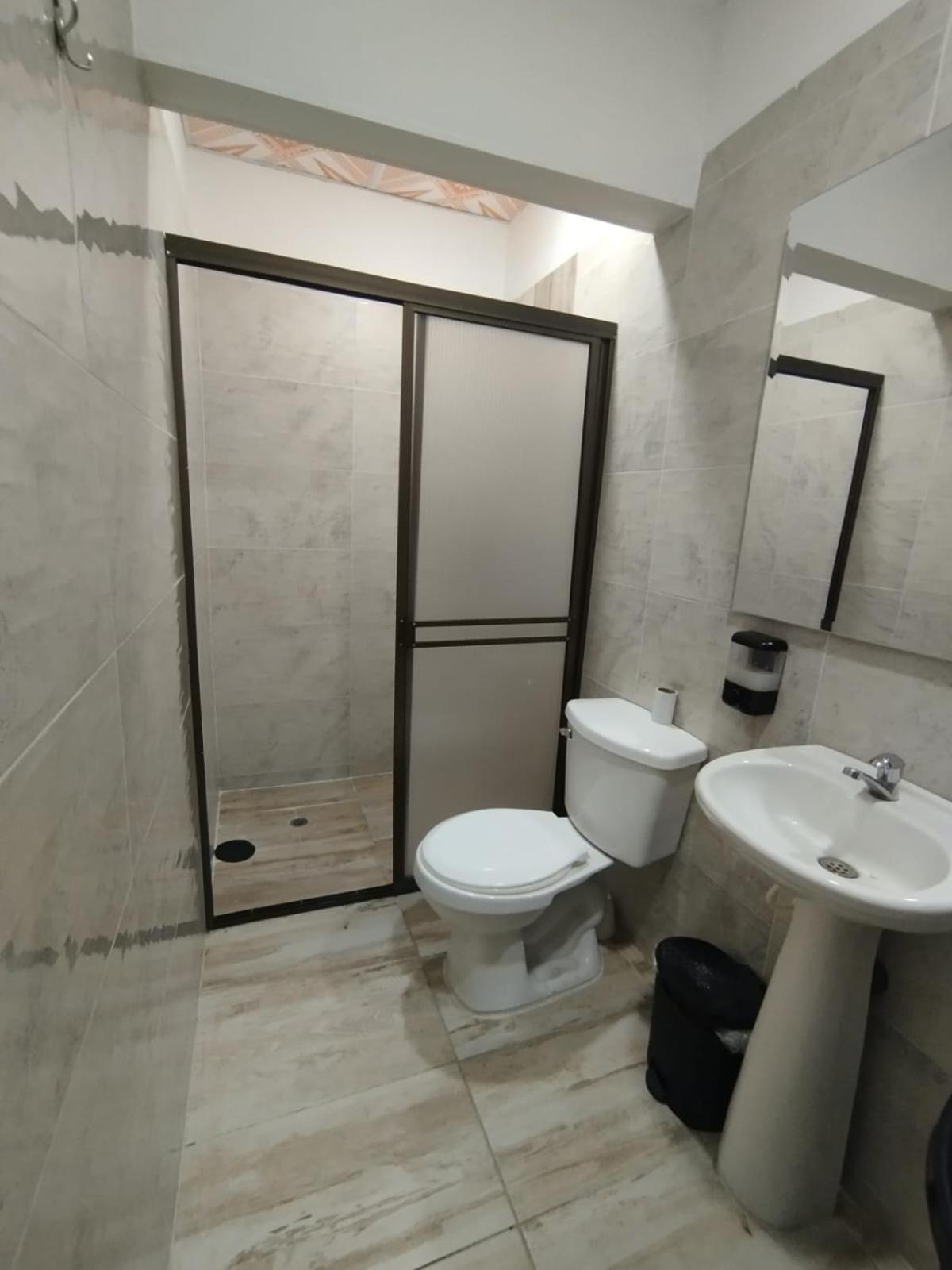 Hostal El Mohan Neiva  Luaran gambar